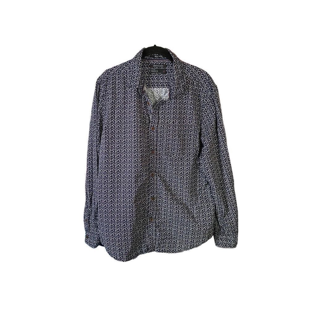 Denim & flower men’s navy and white floral button down shirt, size large